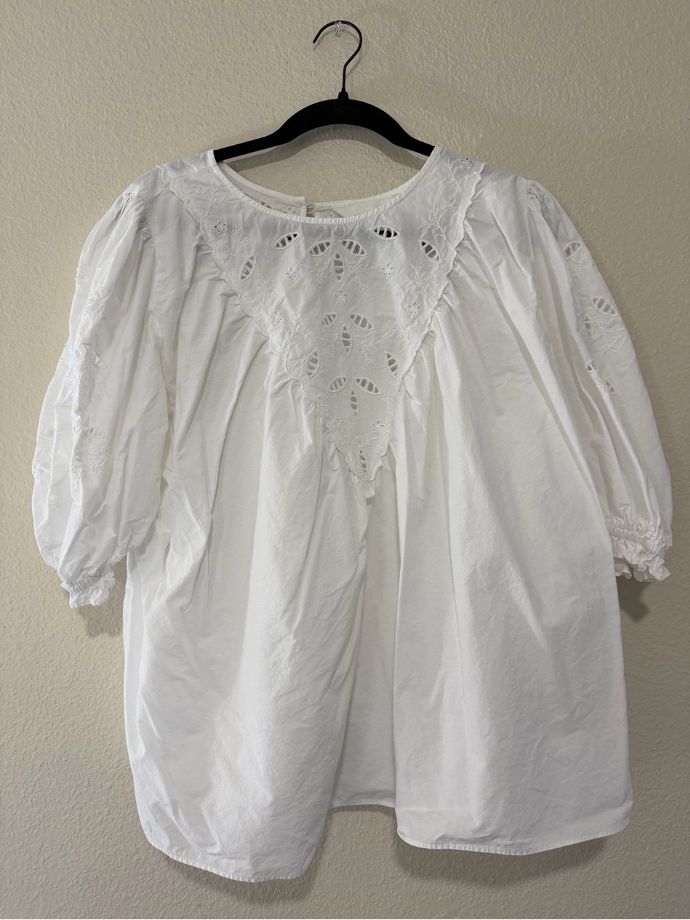 H&M White Eyelet Peasant Blouse with Puff Sleeves
